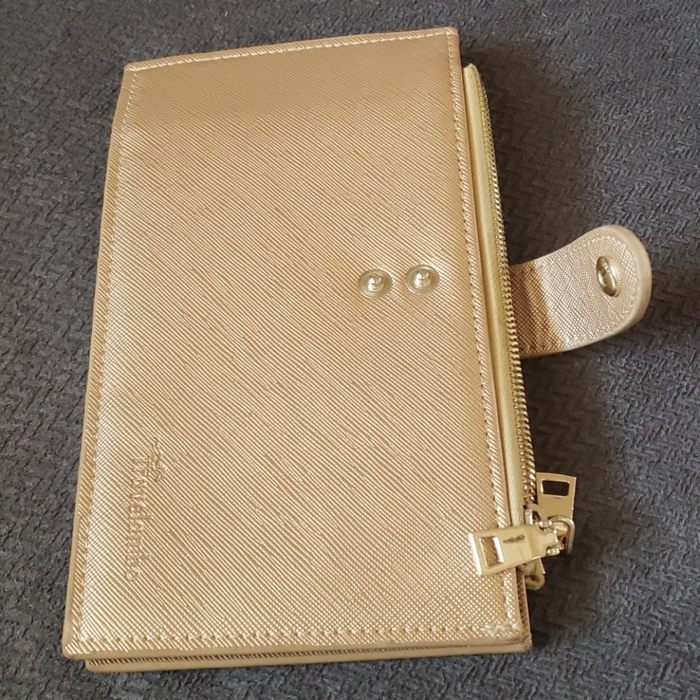 Travel wallet